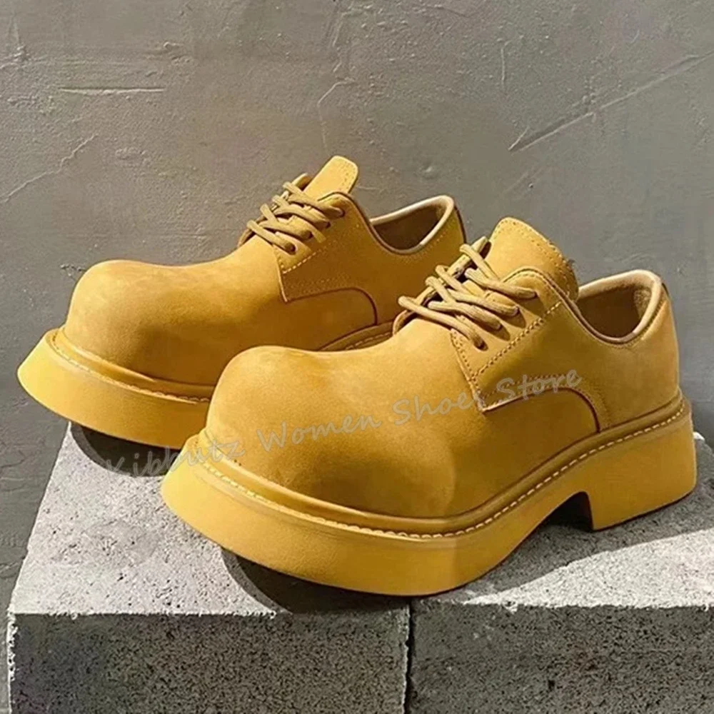 Scarpe con Tacco Grosso e Lacc - Boots recensione e prezzo