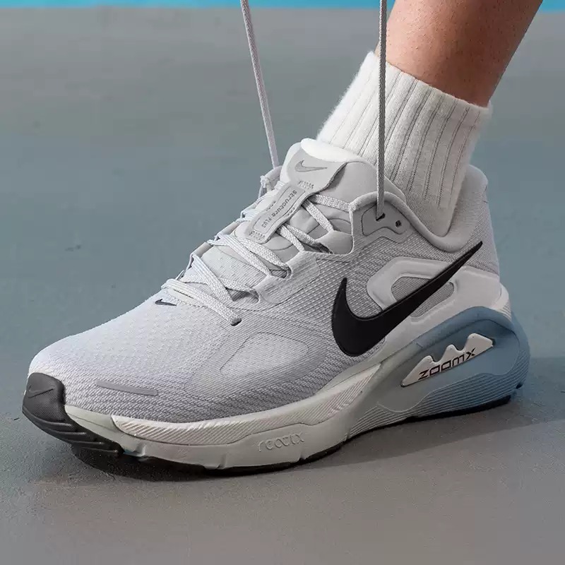 Scarpe da uomo Nike originali, - Lightweight Road Running Shoes recensione e prezzo